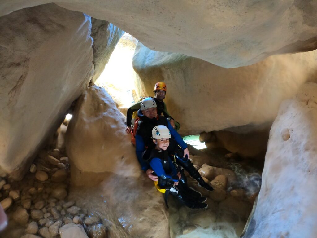 Barranc Foscos d'Aiguadora al Solsonès amb guia professional