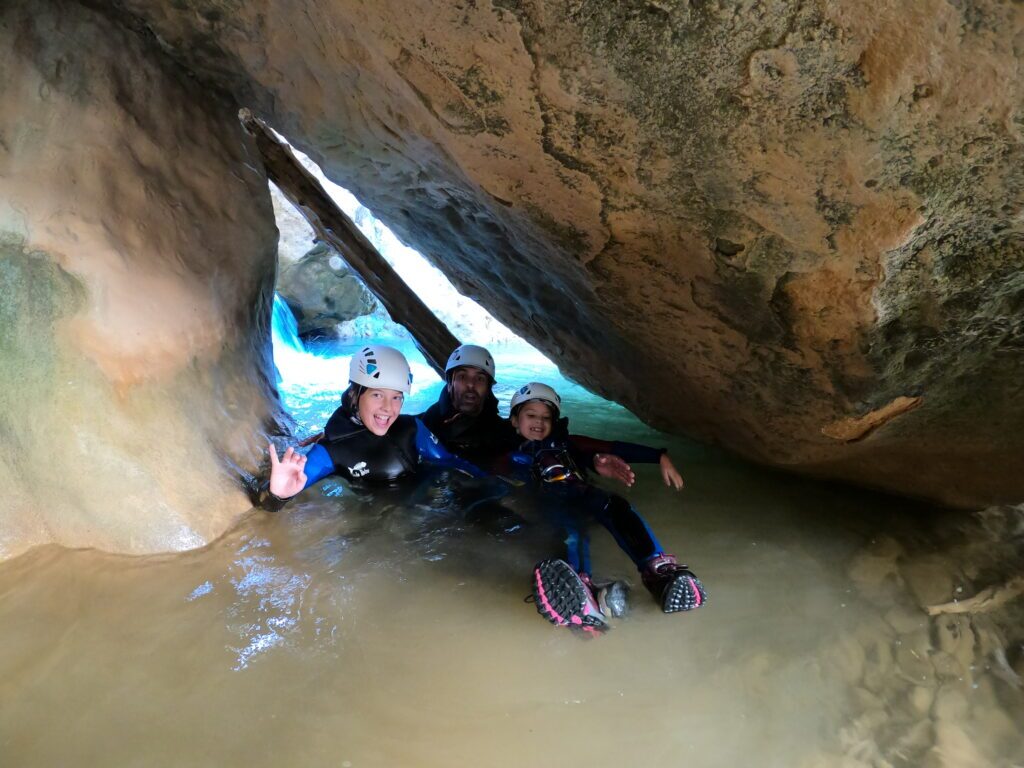 Barranc Foscos d'Aiguadora al Solsonès amb guia professional