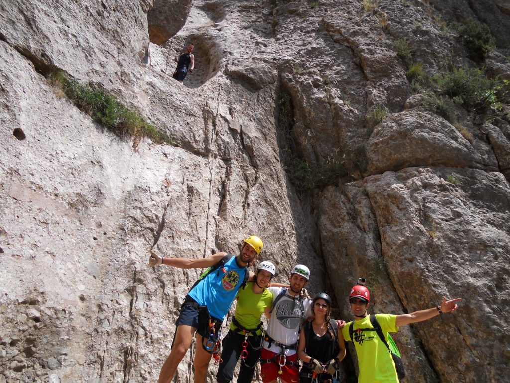 Barranquisme Montserrat descens d'engorjats i canons
