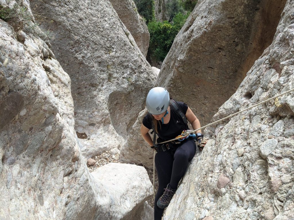 Barranquisme Montserrat descens d'engorjats i canons