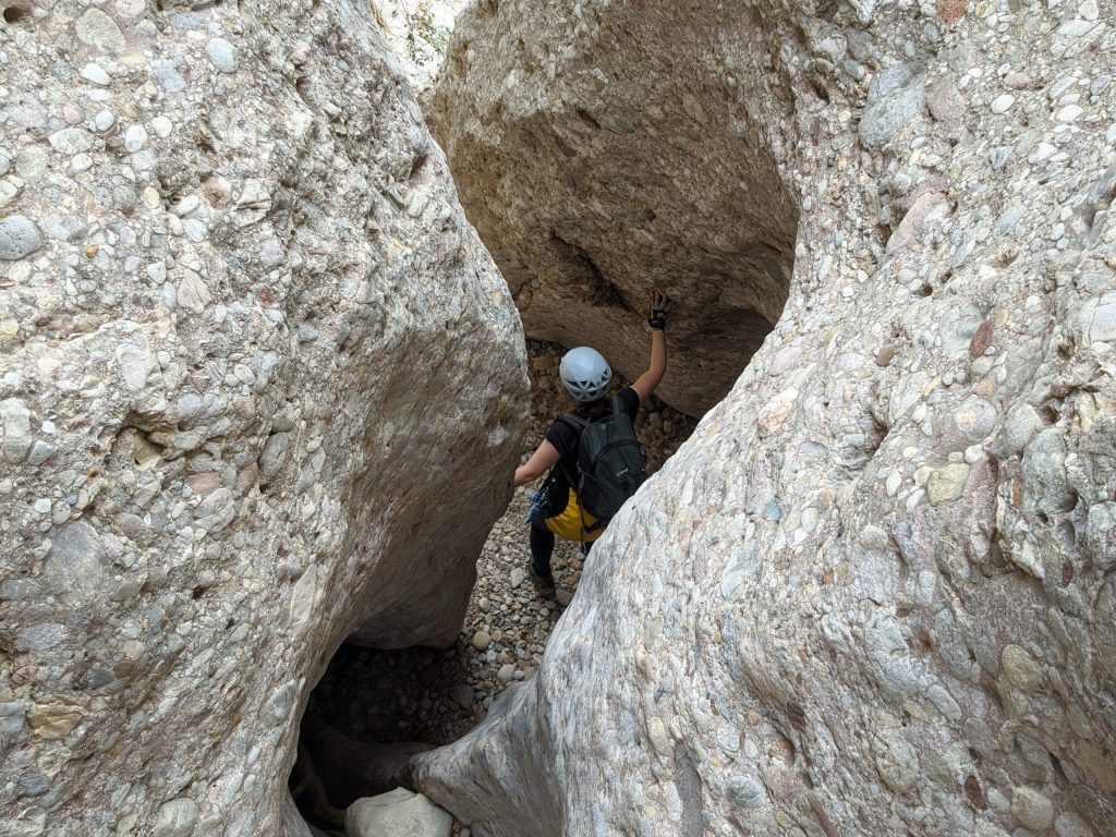 Barranquisme Montserrat descens d'engorjats i canons