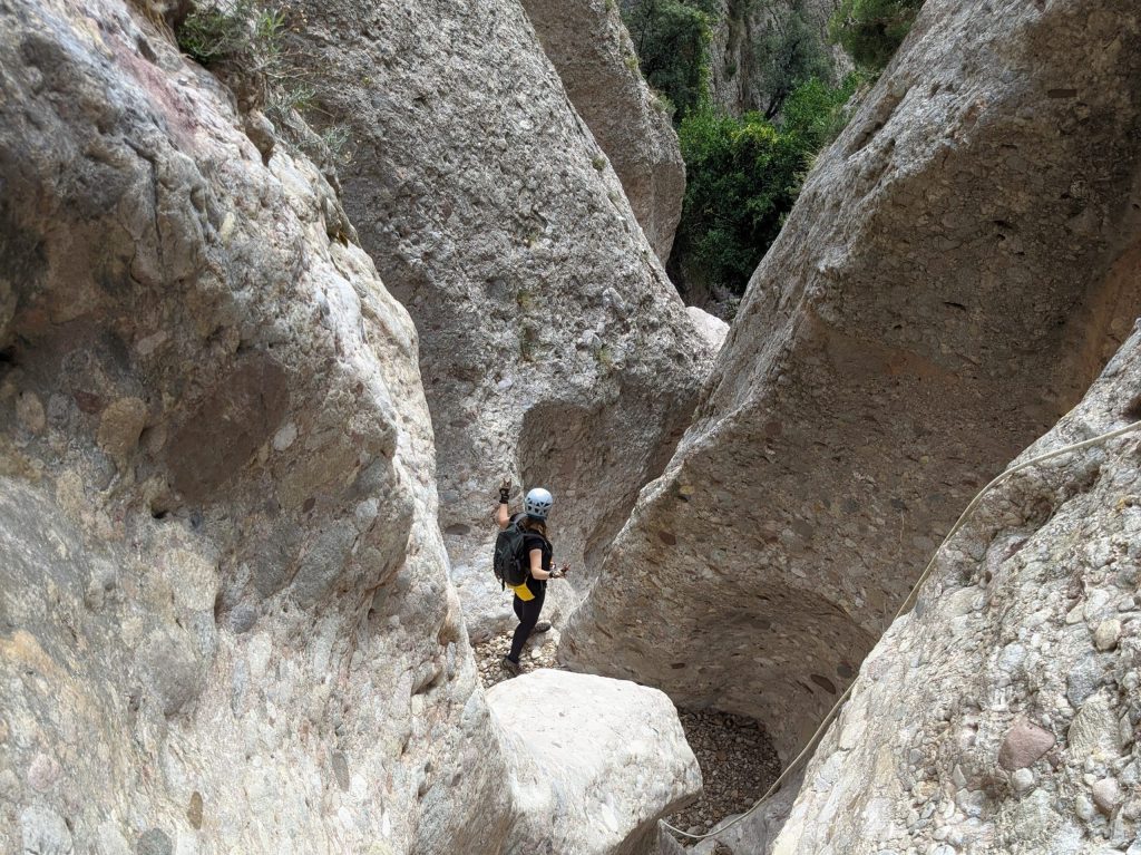 Barranquisme Montserrat descens d'engorjats i canons